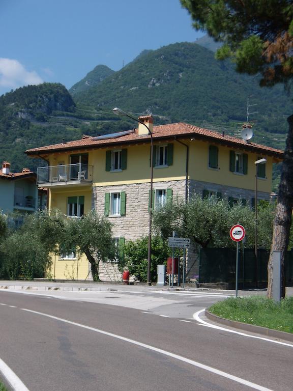 Casavarone Apartment *